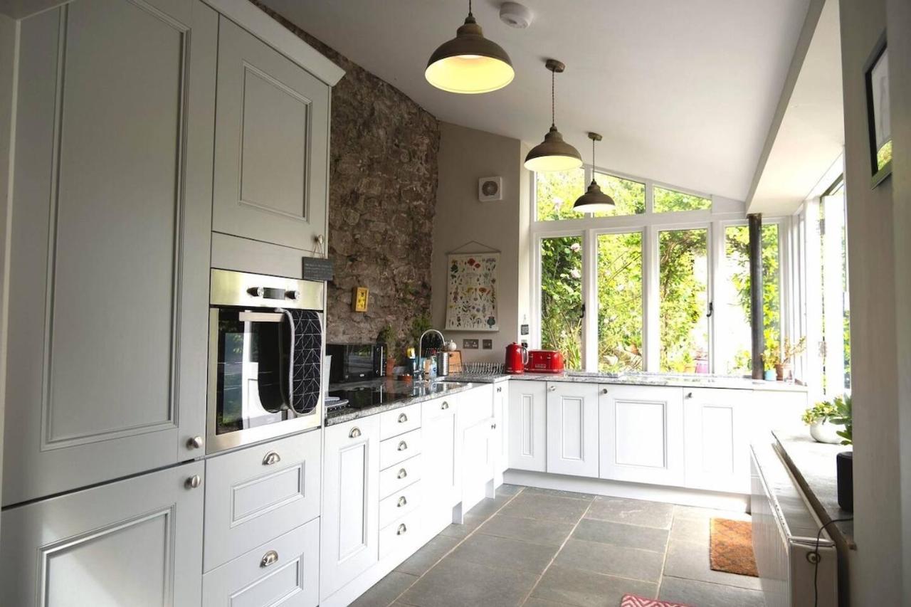 Lovely Property In The Heart Of Somerset, Sleeps 9 Shepton Mallet Exteriér fotografie